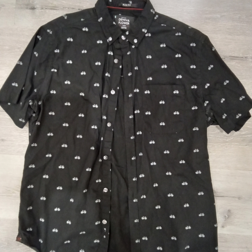 Men's Denim & Flower Short Sleeve Top